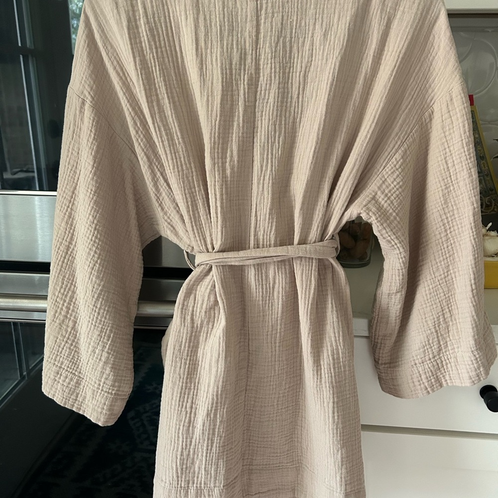 Beige Textured Kimono Robe - Picture 3 of 5